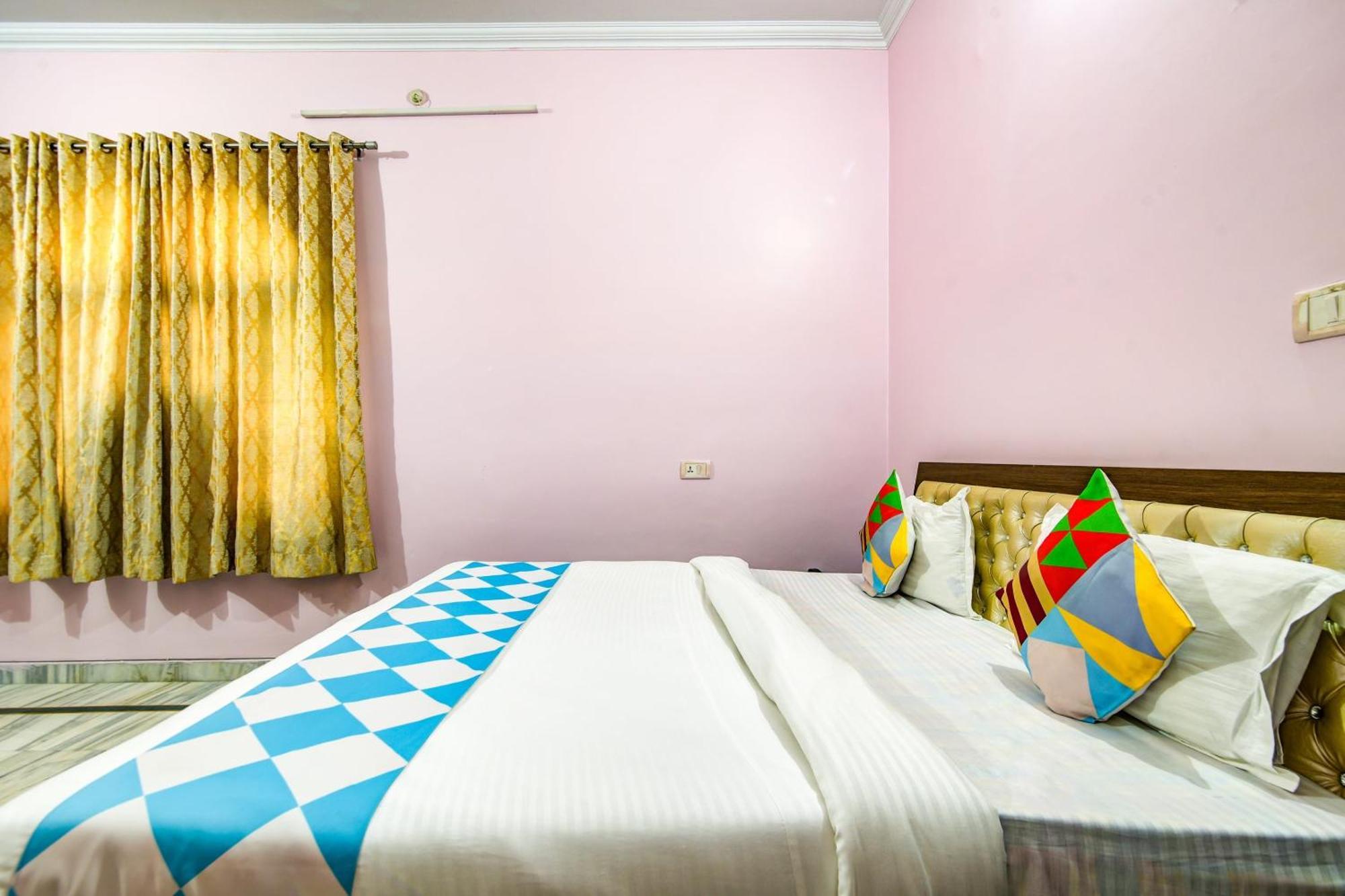Hotel O Vimal Vatika Лакхнау Экстерьер фото