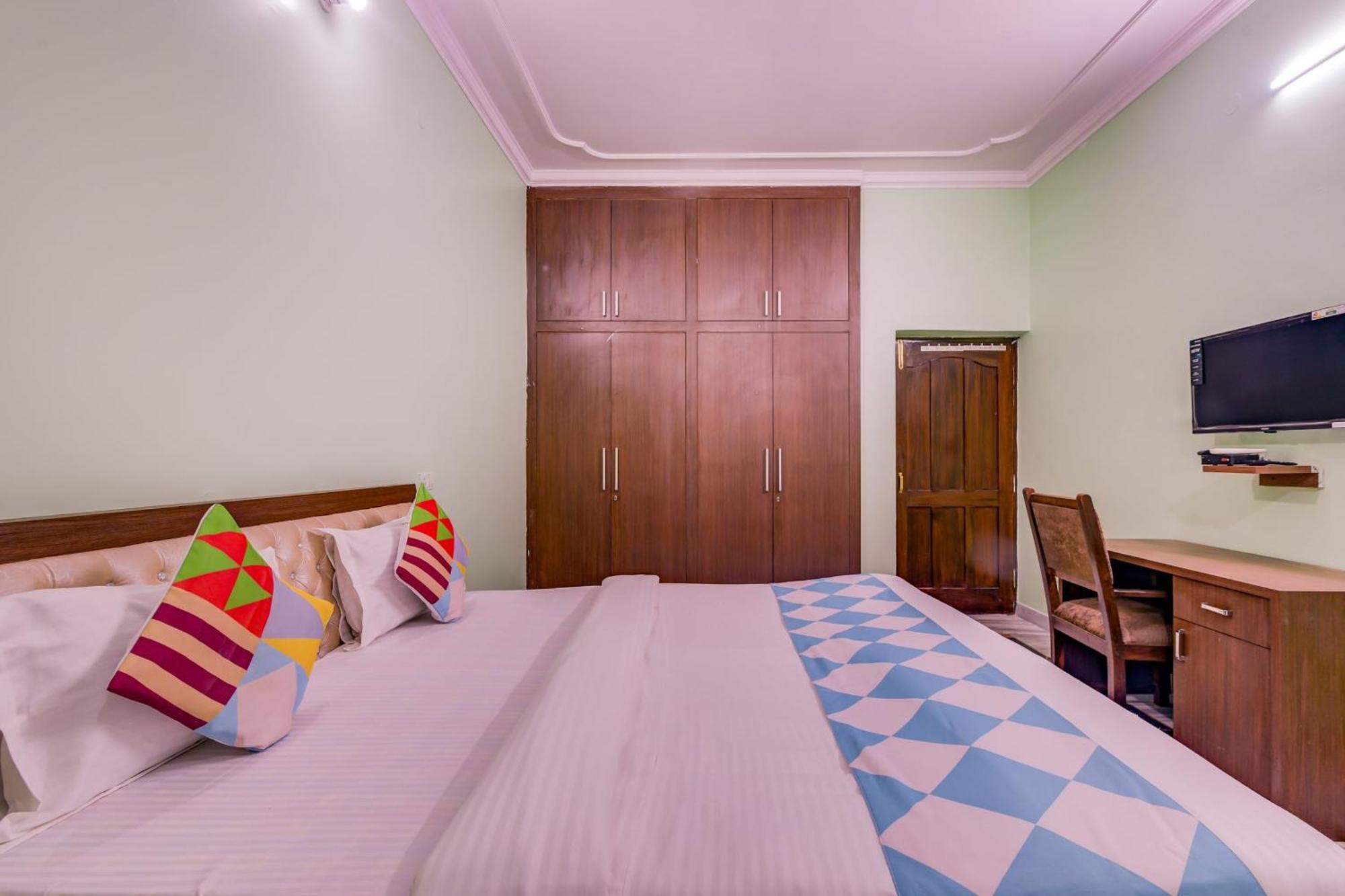 Hotel O Vimal Vatika Лакхнау Экстерьер фото